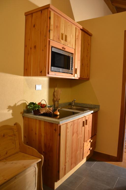 Village Paradis Roisan Szoba fotó